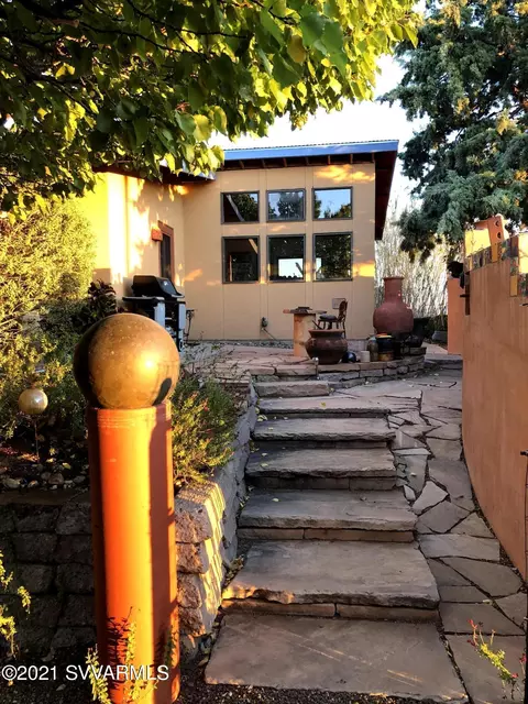 295 E Dundee Ave, Jerome, AZ 86331 photo 3