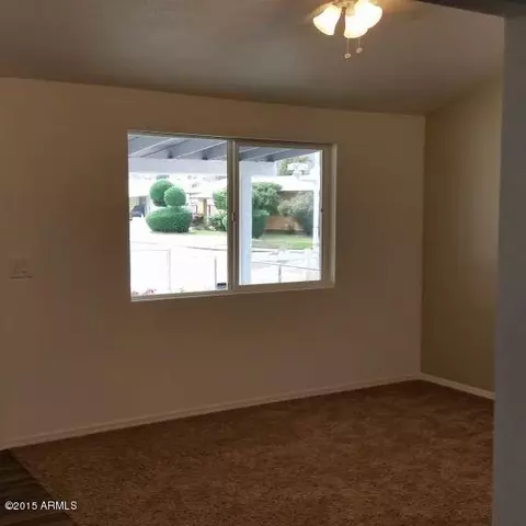 2546 E Francisco Dr, Phoenix, AZ 85042 photo 9