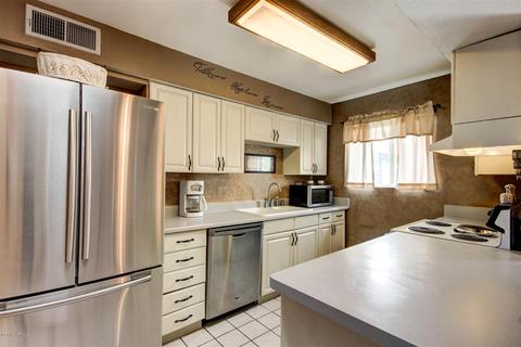 1225 E Susan Ln, Tempe, AZ 85288 photo 4