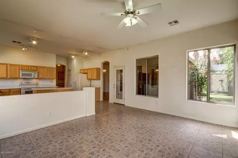104 E Spur Ave, Gilbert, AZ 85296 photo 8