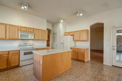 104 E Spur Ave, Gilbert, AZ 85296 photo 6
