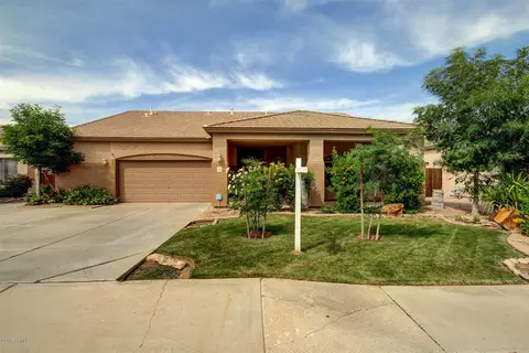104 E Spur Ave, Gilbert, AZ 85296 photo 2