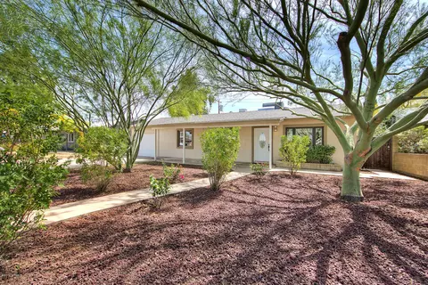 3519 E Amelia Ave, Phoenix, AZ 85018 photo 1