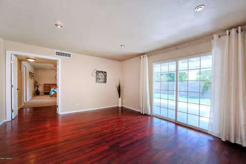 3519 E Amelia Ave, Phoenix, AZ 85018 photo 10