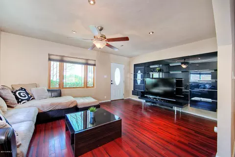 3519 E Amelia Ave, Phoenix, AZ 85018 photo 4