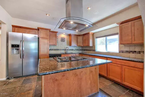 3519 E Amelia Ave, Phoenix, AZ 85018 photo 5