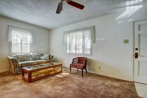 2541 Earll Dr, Phoenix, AZ 85016 photo 6