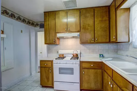 2541 Earll Dr, Phoenix, AZ 85016 photo 16