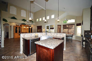 750 E Hiddenview Dr, Phoenix, AZ 85048 photo 8