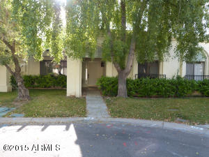 120 Echo Ln, Phoenix, AZ 85020 photo 2