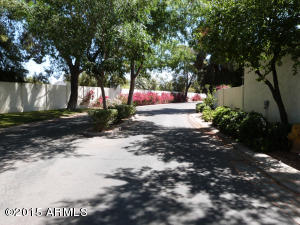 120 Echo Ln, Phoenix, AZ 85020 photo 14