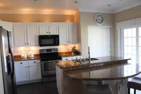 2734 E Del Rio St, Gilbert, AZ 85295 photo 3