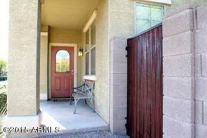 3772 E Kerry Ln, Phoenix, AZ 85050 photo 3