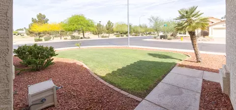 663 W Nopal Ave, Mesa, AZ 85210 photo 2