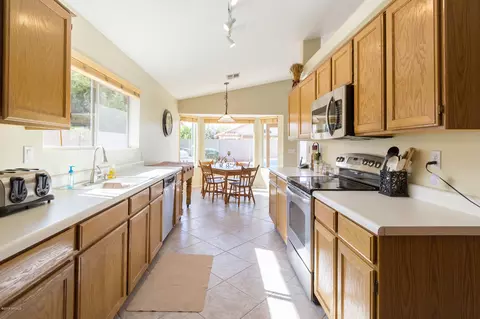 663 W Nopal Ave, Mesa, AZ 85210 photo 6