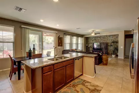 2907 E Isaiah Ave, Gilbert, AZ 85298 photo 9