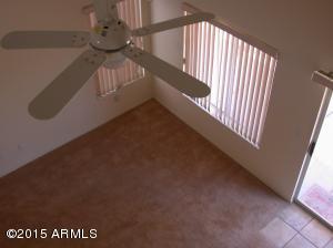 3023 E Blackhawk Dr, Phoenix, AZ 85050 photo 3