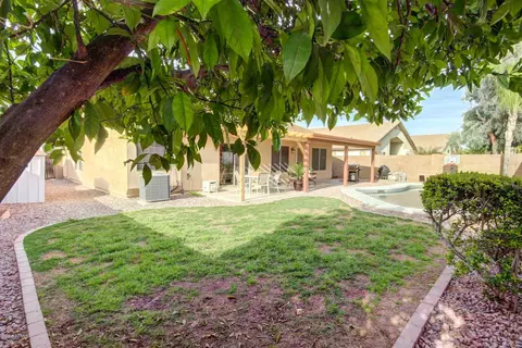 2115 E Smoke Tree Rd, Gilbert, AZ 85296 photo 21