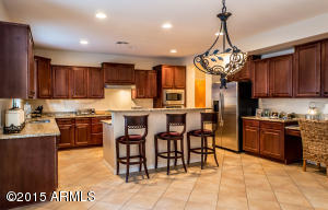 3985 E Robin Ln, Phoenix, AZ 85050 photo 6
