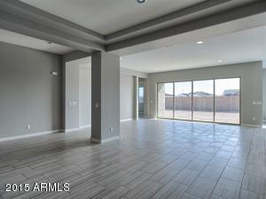3855 E Cassia Ln, Gilbert, AZ 85298 photo 2