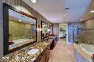 2211 E Camelback Rd #606, Phoenix, AZ 85016 photo 23