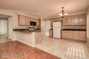 1815 E Aspen Way, Gilbert, AZ 85234 photo 9