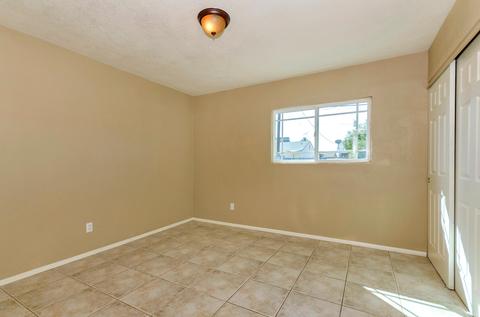 6051 W Earll Dr, Phoenix, AZ 85033 photo 13