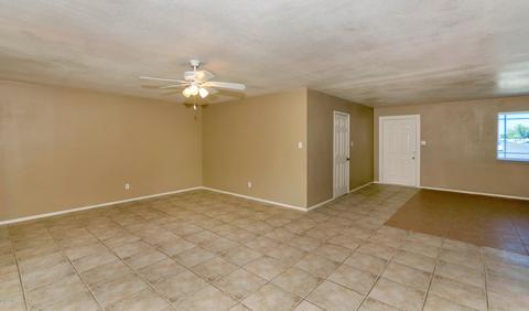 6051 W Earll Dr, Phoenix, AZ 85033 photo 5