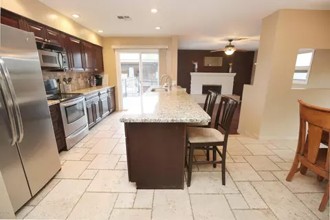 2135 E La Donna Dr, Tempe, AZ 85283 photo 4