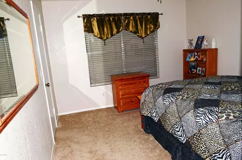 4044 E Taro Ln, Phoenix, AZ 85050 photo 17