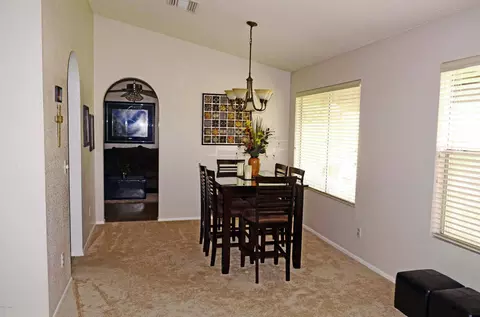 4044 E Taro Ln, Phoenix, AZ 85050 photo 11