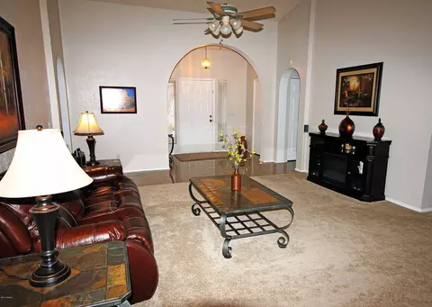4044 E Taro Ln, Phoenix, AZ 85050 photo 10