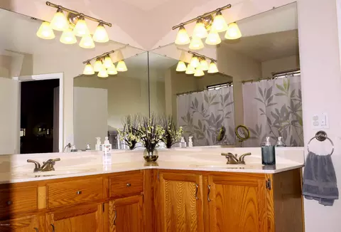 4044 E Taro Ln, Phoenix, AZ 85050 photo 15