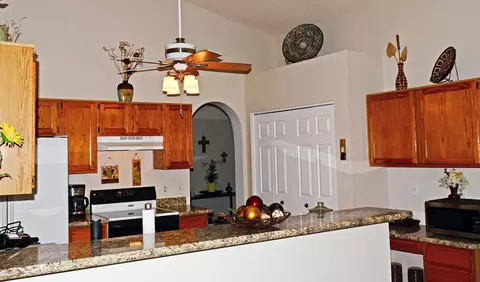 4044 E Taro Ln, Phoenix, AZ 85050 photo 5