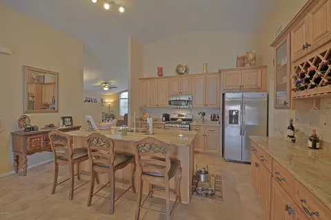 1845 E Smoke Tree Rd, Gilbert, AZ 85296 photo 9