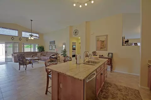 1845 E Smoke Tree Rd, Gilbert, AZ 85296 photo 10