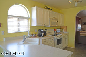 2454 E Orchid Ln, Gilbert, AZ 85296 photo 3