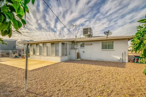 5521 E Colby St, Mesa, AZ 85205 photo 9