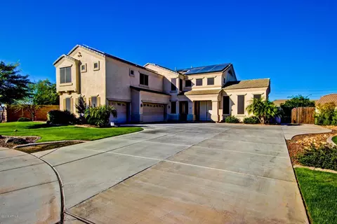 3218 E Devonshire Ct, Gilbert, AZ 85297 photo 2