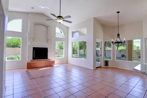 15436 S 25th Pl, Phoenix, AZ 85048 photo 9