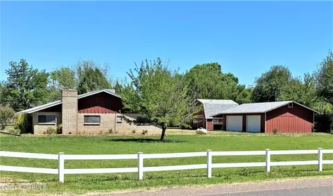 33 E Walker Rd, Camp Verde, AZ 86322 photo 1