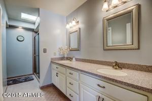 1315 E Canterbury Dr, Phoenix, AZ 85022 photo 35