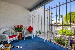 1315 E Canterbury Dr, Phoenix, AZ 85022 photo 2
