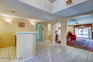 1315 E Canterbury Dr, Phoenix, AZ 85022 photo 3