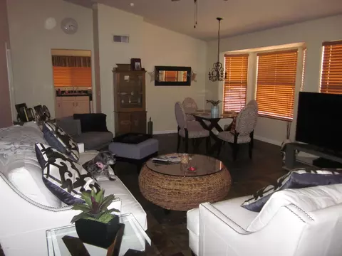 4732 E Mountain Sage Dr, Phoenix, AZ 85044 photo 6
