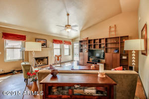 4235 E Siesta Ln, Phoenix, AZ 85050 photo 6