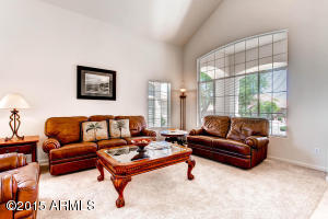 1654 E Glenhaven Dr, Phoenix, AZ 85048 photo 4
