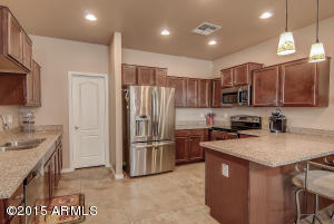 886 S Brewer Dr, Gilbert, AZ 85296 photo 8