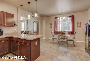 886 S Brewer Dr, Gilbert, AZ 85296 photo 10