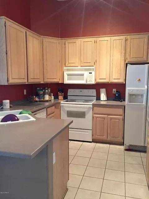2031 E Aire Libre Ave, Phoenix, AZ 85022 photo 2